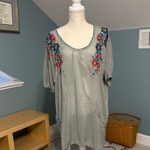 Johnny Was Gray Tunic with Floral Embroidery